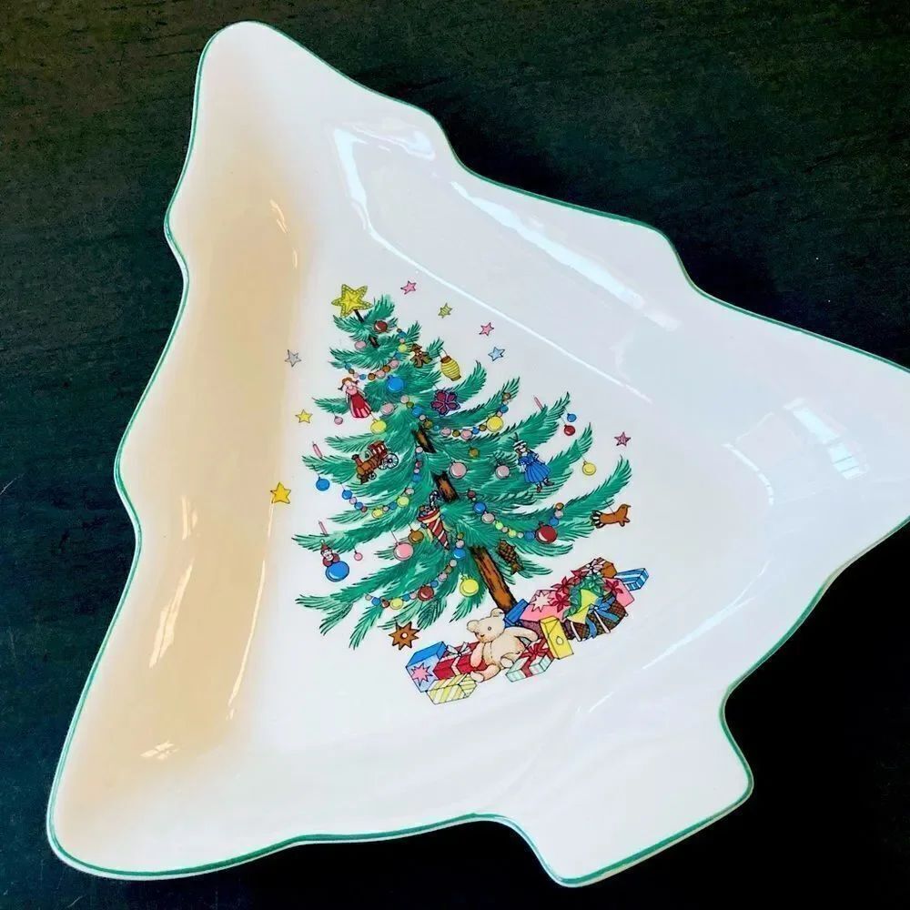 Nikko Christmas Tree Shaped Candy Dish Decor